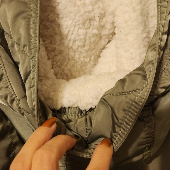 AE Fleece Lined Hooded Bomber Jacket - Picture 14 of 14